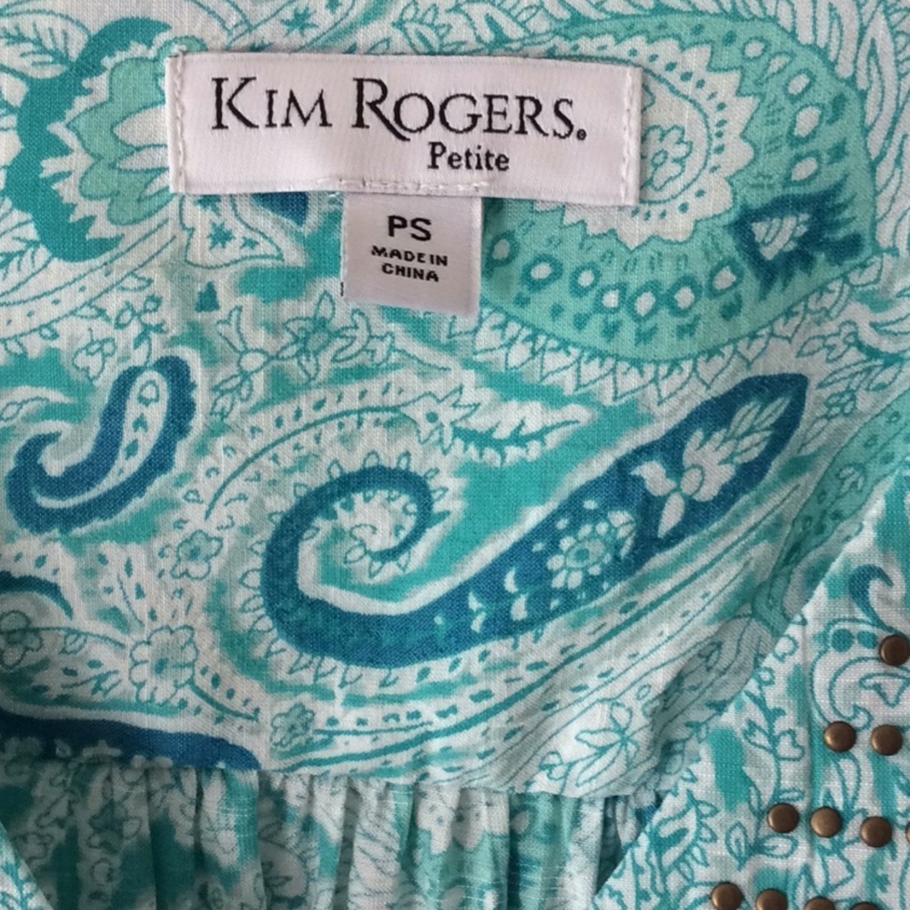 Blouse - Picture 2 of 3